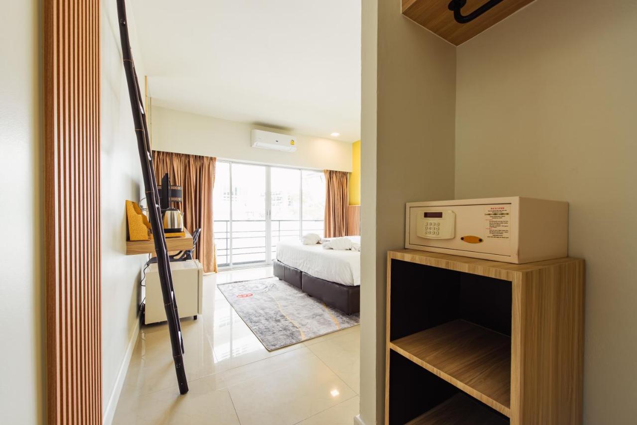 The Golden Ville Boutique Hotel And Spa Pattaya Exterior photo
